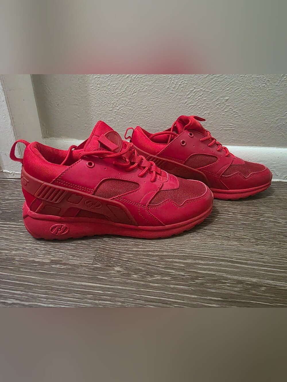 Heelys All Red Sneakers